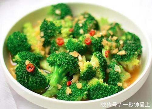 豆奶|早上是养肝的黄金时间,多吃4种食物,肝脏会更健康