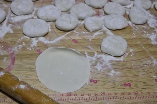 圆白菜|秘制三鲜饺子做法，不放肉鲜上加鲜，不爱饺子也能吃完一盘