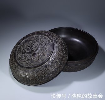 果盒!清代紫檀木雕·祥云龙纹果盒
