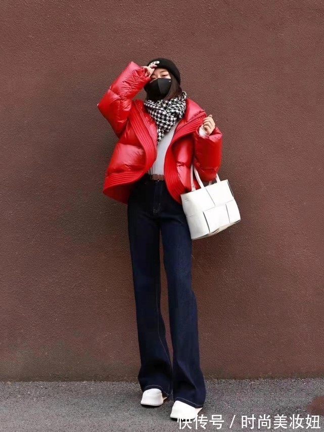 基础款 今年出镜率最高的“羽绒服”,不仅保暖洋气还显腿长,小个子照搬