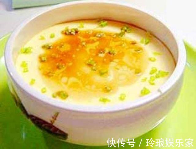 蒸鸡蛋|蒸鸡蛋羹时,只加水就“大错特错”了,少了“它”,腥味不重才怪
