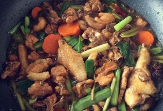 沁透心脾暖心暖胃,香嫩爽滑驱寒补血,让你恨不得把舌头都吞进去