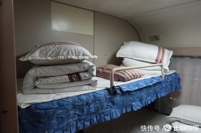 一张火车票能上三个人!一人软包是种什么