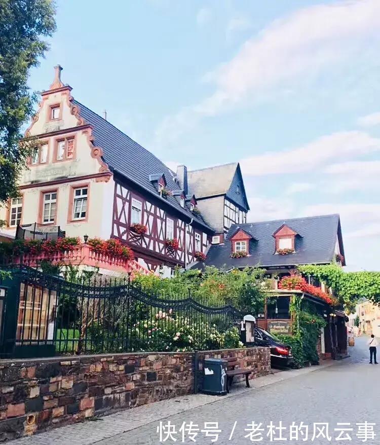 去德国之前,以为德国发达繁华,德国人严谨内敛;去了才知道并不