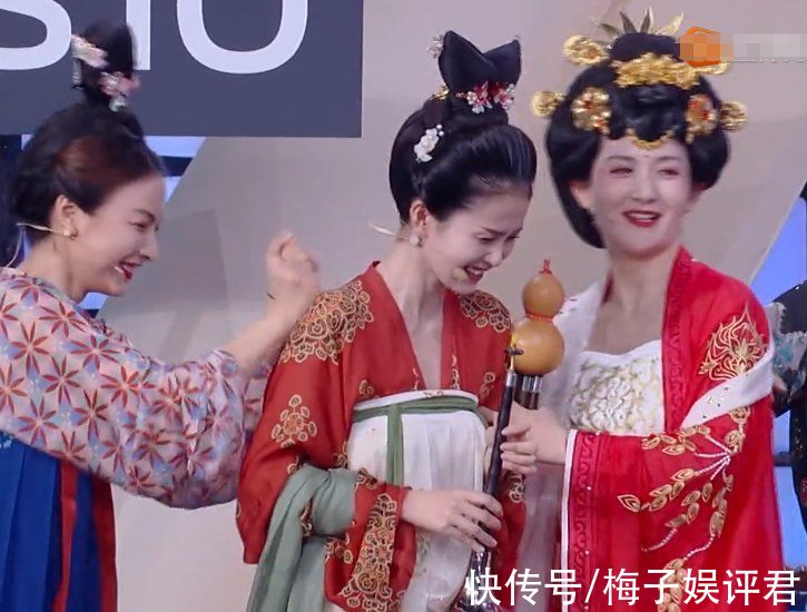 打扮|《快本》全员换古装,本以为白鹿够美了,不曾想宋雨琦更美艳