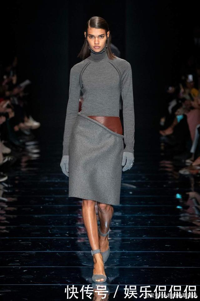 显高|今年秋天最显白的流行色!明星潮人都在穿,优雅温柔又显高!