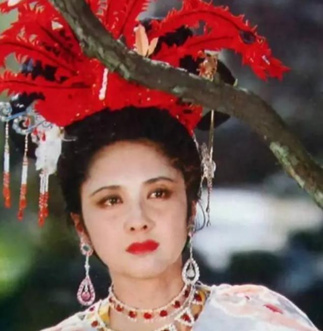 假戏真做|女儿国国王朱琳,传与唐僧“假戏真做”35年时间,现在生活如何