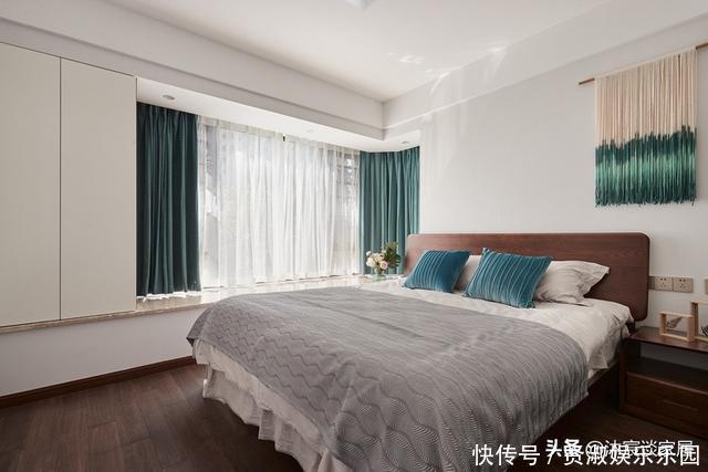 书房|越来越多人喜欢横厅，看完她家，发现不是一般的大气，简约又高级