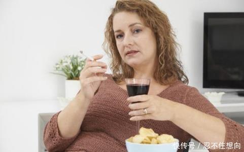 女性朋友|致女性朋友如果以下3个表现都满足，说明你的月经“乱套”了