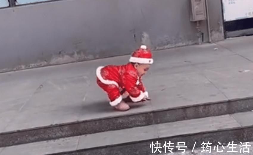 每个孩子|外婆想“挖坑”给宝宝跳,可小家伙就是不上当,网友:也太聪明了