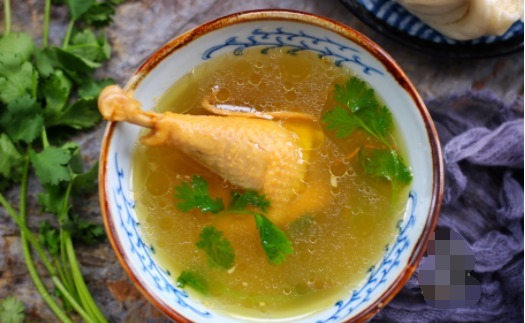 一年四季都馋这汤,隔几天准煲一次,每次都喝个精光,特别过瘾