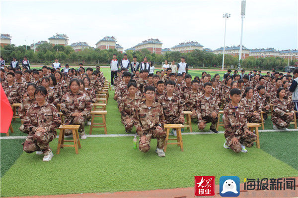 举止|阳信职专740名学生接受文明礼仪培训