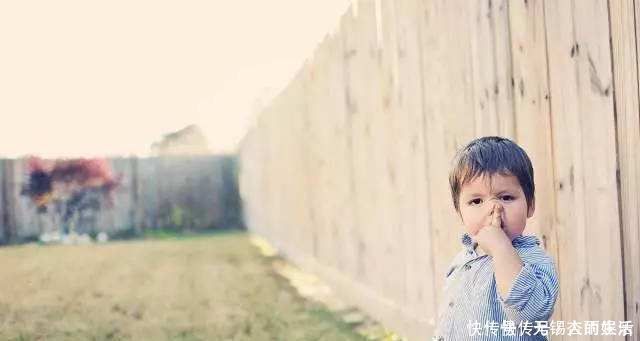 孩子|从小“挖鼻孔”的孩子,长大会怎么样医生直言逃不过两种结局