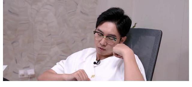 脱口秀|《脱口秀大会》呼兰就是文本之王！新人势头太猛！他们可要小心了