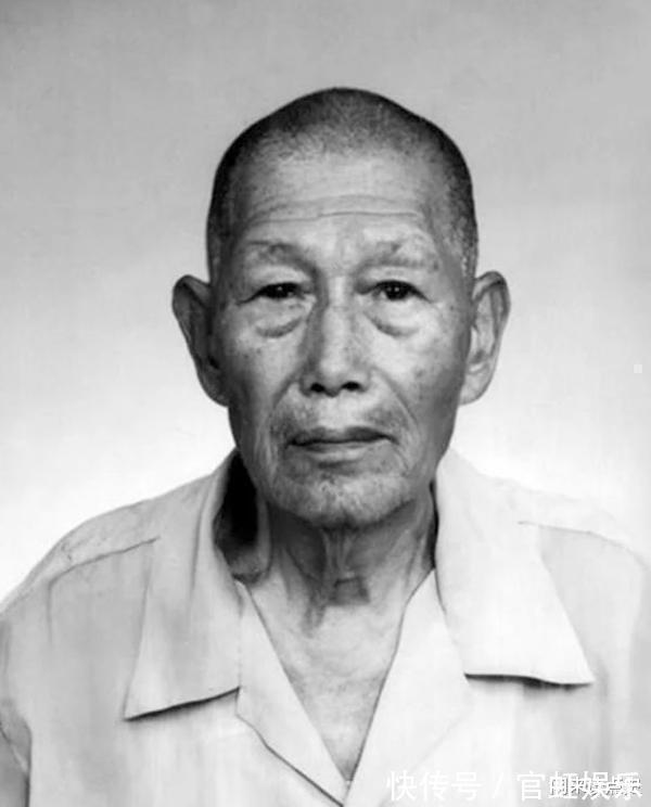 李仲轩$中华武术最后一个高峰的见证者,34岁便退隐江湖,从未收过徒弟