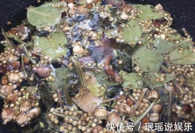 辣椒油怎么炸才香凉皮店老板的秘制配方，简单易学，拌啥都好吃