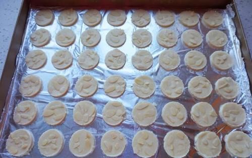 在家自制瓦片酥,咬一口酥掉渣,吃了还想吃