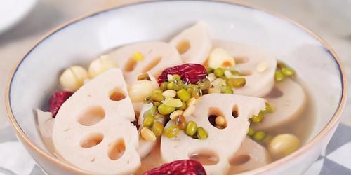  冬天常吃3种食物，身体毒素没了，刮油甩脂，大肚子也平了！