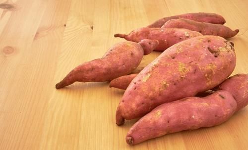 天冷,多吃此面食,不揉面不醒面,简单一烤,外酥里糯,真好吃