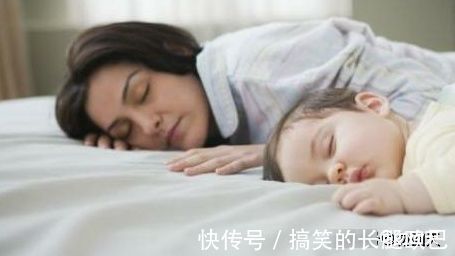 发型 妈妈们要远离这几种发型,除了对宝宝不利外,还会导致发际线后移