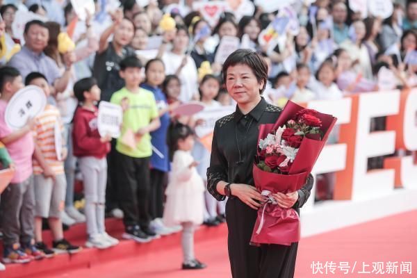 叶叔华 叶叔华、张文宏、张玉花……和上海科学家一起走科技节红毯的，还有15岁的她