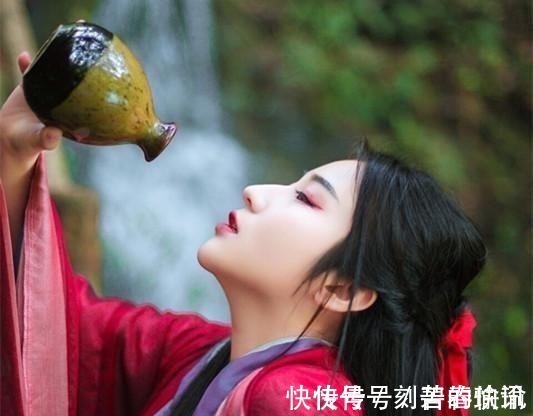 剑客&他是唐朝最负盛名的诗人,也是一位武林高手,人称大唐第二剑客!