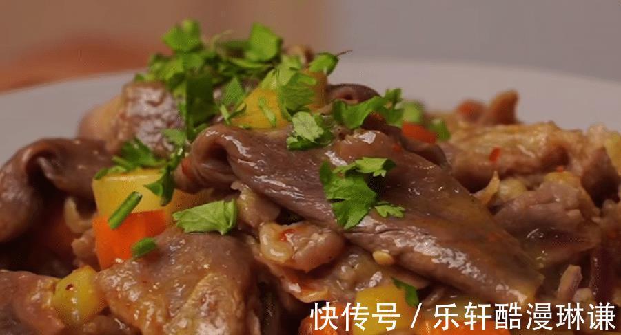 咖喱的辛香美味，搭配上滑嫩的肥牛，你的味蕾要开始跳舞了