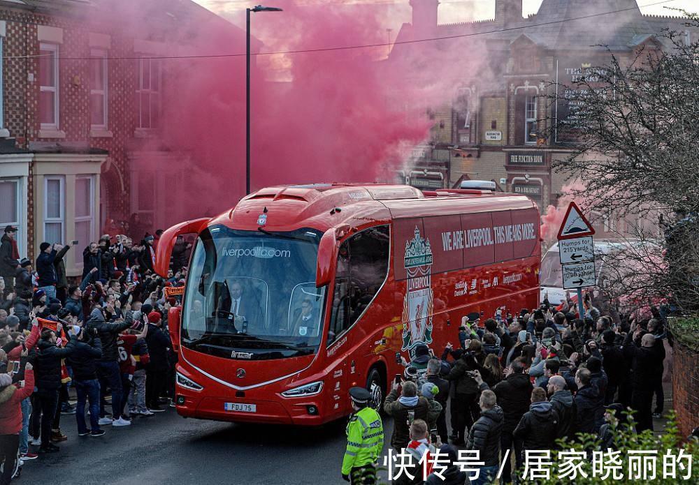 巴萨|英超转播收入100亿,曼联球迷计划举行抗议,瓜帅欲送主力救巴萨