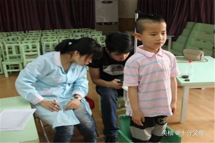 营养物质|早晨叫孩子起床别选“这个时间”，影响孩子长高个，会矮于同龄人