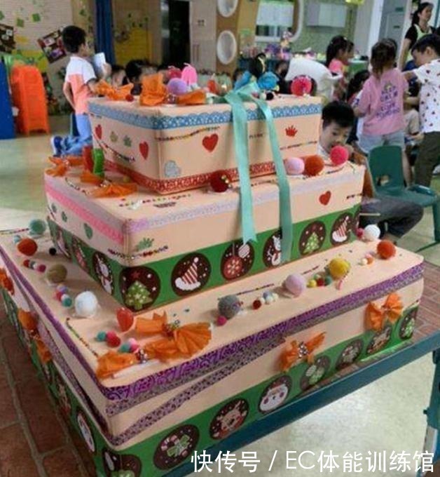 宝妈|5岁女儿过生日,宝妈推“豪华大蛋糕”去幼儿园,竟没有人上去吃!