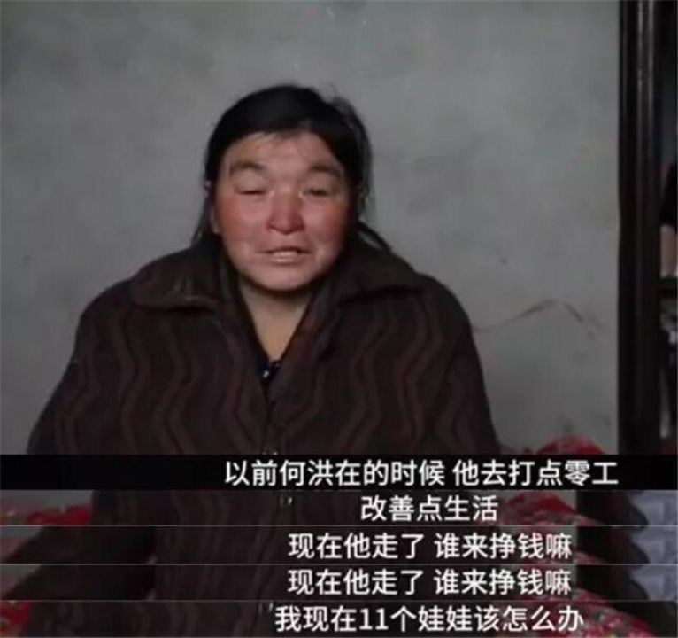 劳动力|25岁宝妈生4胎无人管,娃饿得喝水果腹,网友:父母不值得同情