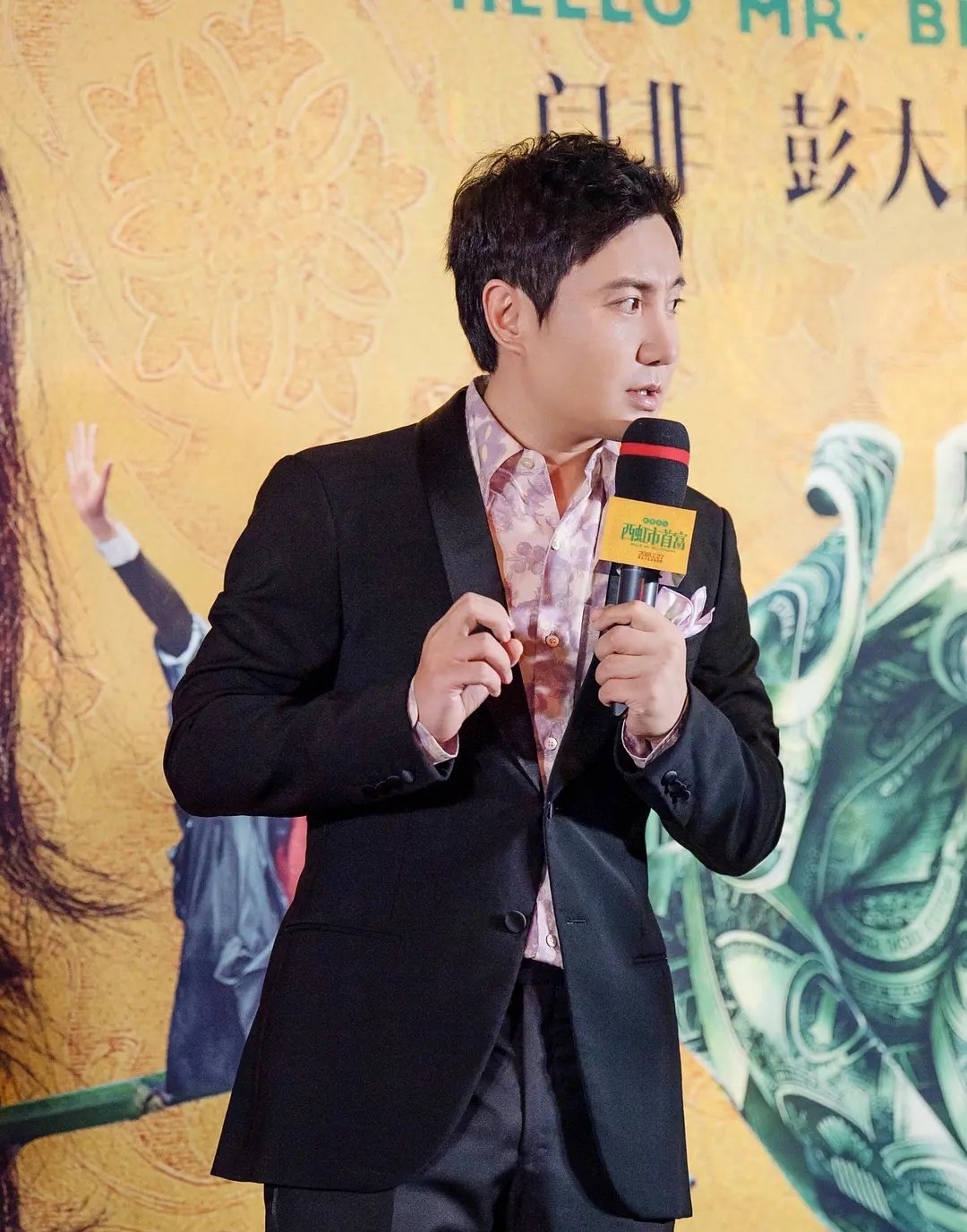 王牌家族开播貌似“整容”关晓彤美得冒泡,沈腾不再是当年校草