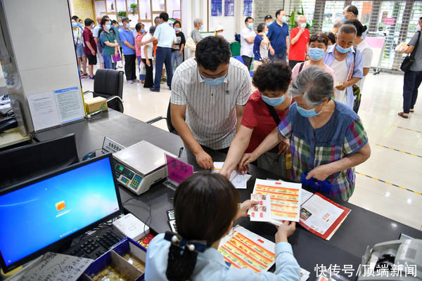 大河报|《中国共产党成立100周年》纪念邮票今日发行，备受“邮迷”关注和热捧