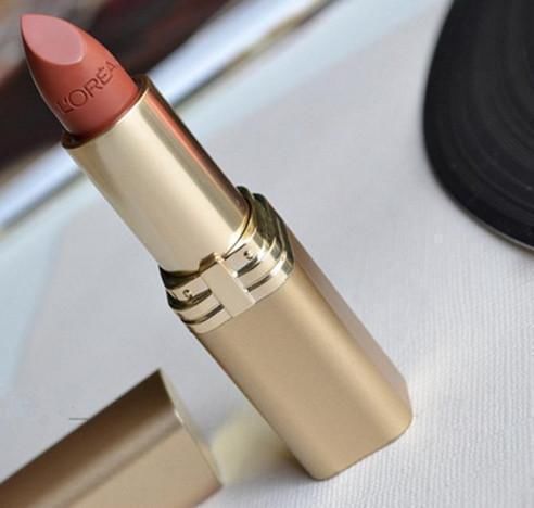 滋润又显白显气质的口红推荐：让你轻松打造气质妆容