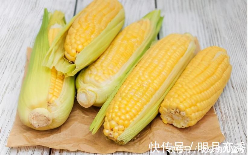 玉米|每天晚上坚持吃3种食物，营养丰富、美白护肤，早吃早好！