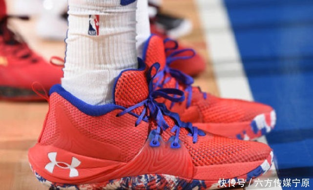 kobe|NBA球员上脚：保罗·乔治依然PG2