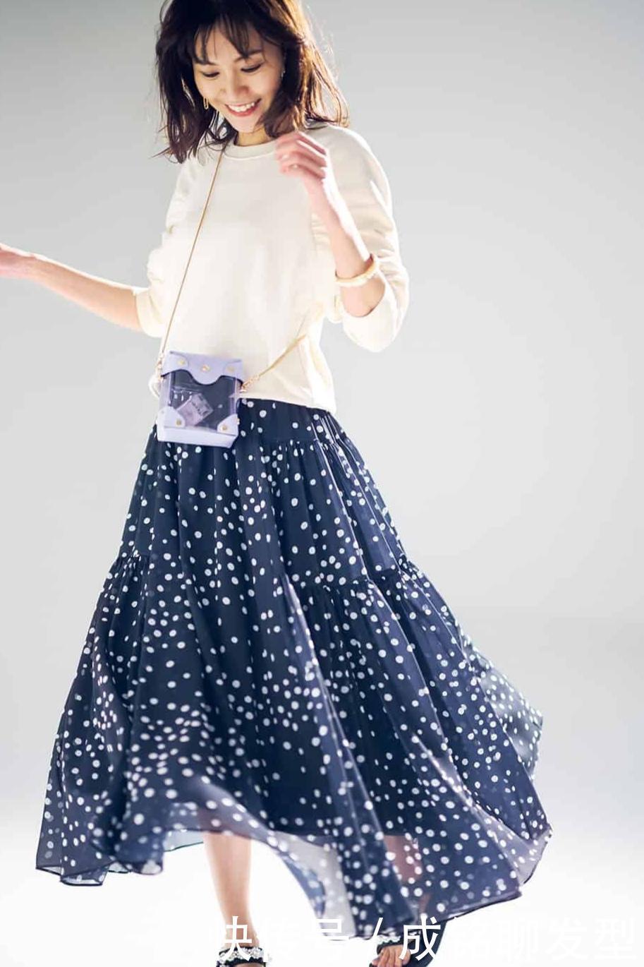 单调感|这才是适合35+女性的打扮,不扮嫩不做作,穿搭好看就这么简单