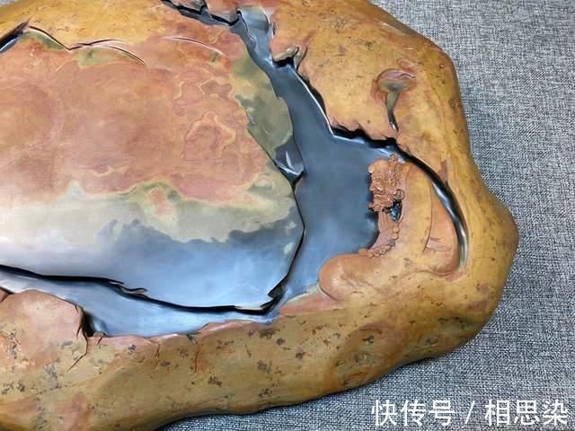 极品@这才是“极品”美石,好皮色+好雕工,刻成茶盘后美的不可思议