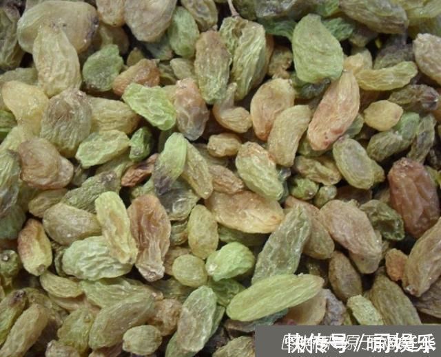 雌激素|女人不想老太快,不妨多吃4种“零嘴”,补充雌激素,胜似护肤品