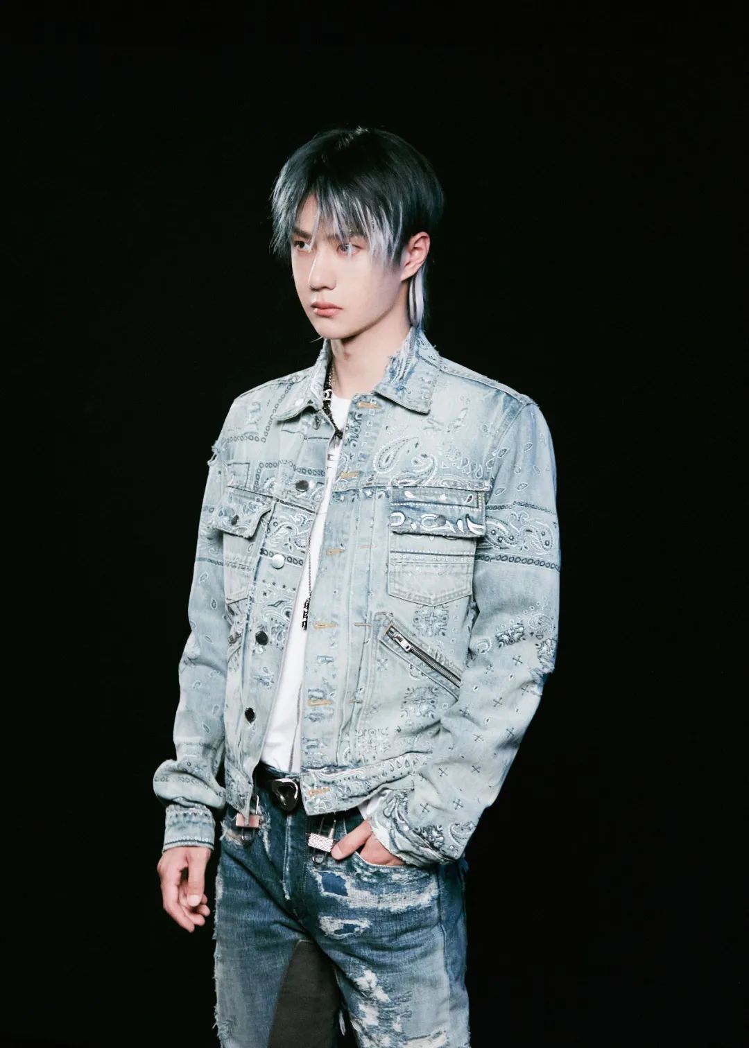 张艺兴|独家！全网都在问，王一博《这街4》的报童帽原来是这顶？