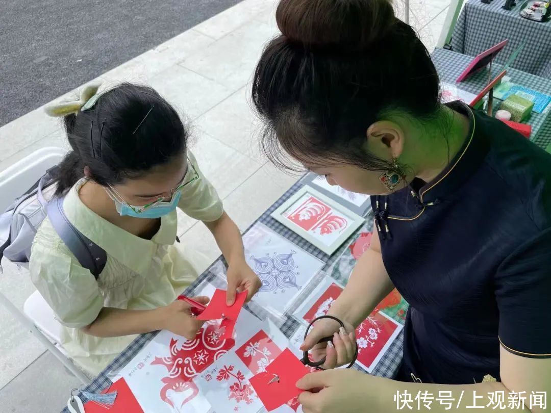 林曦明|这个街道的剪纸传承队带着非遗亮相花博会，演绎最美海上遗韵