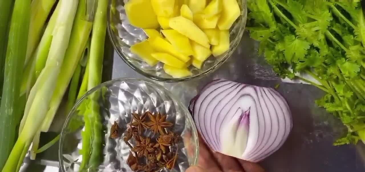 厨师教你做调料油,做法简单讲解详细,学会厨艺提升一个档次