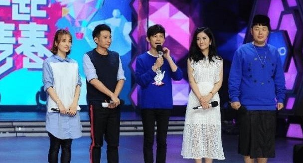 爆棚|《快樂大本營》迎來新婚夫婦，首度同框，僅憑他們收視就要爆棚！