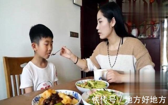 打光棍|这3种父母教出来的男孩,长大后多半“打光棍”,家长别不当回事