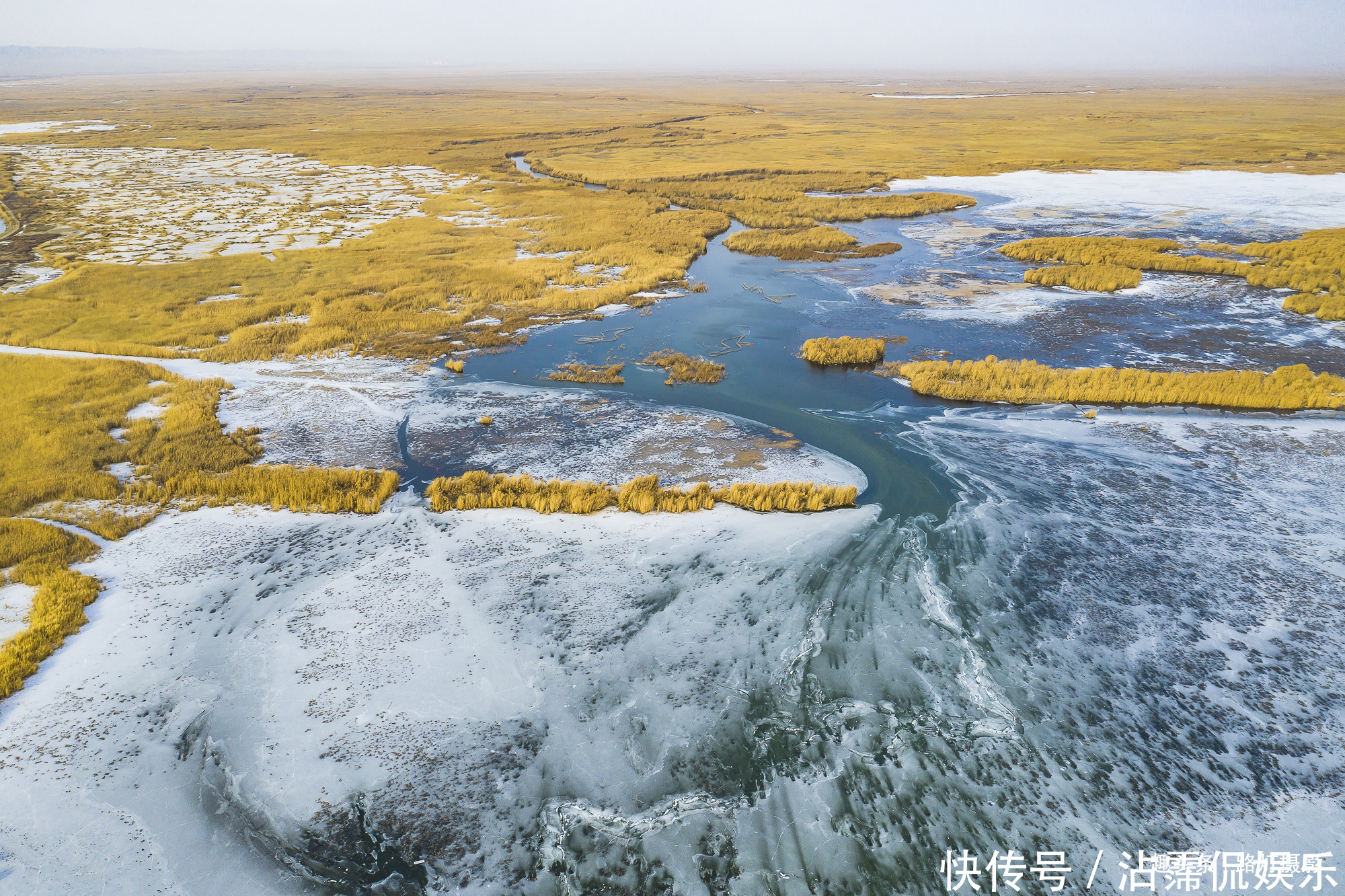 新疆|野味儿十足！实拍新疆博斯腾湖冬捕，中国西海冰雪中的猎渔奇观