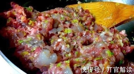 难怪你做的饺子不好吃,饺子馅里面加点这个好吃到爆!