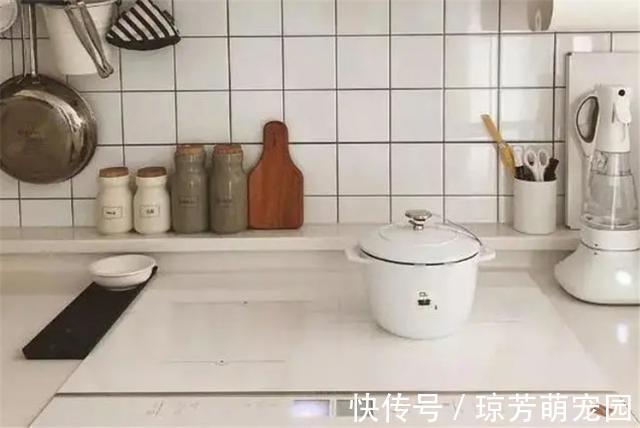 日本人|为何日本人厨房台面边缘要抬高10厘米?原来有3大好处,太实用