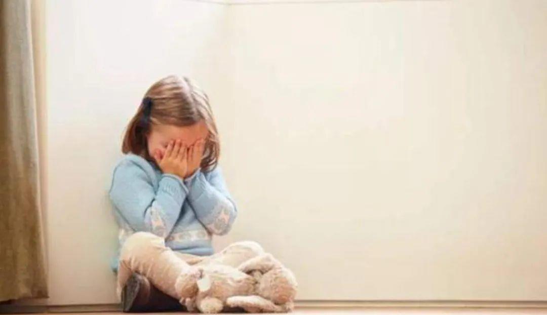 打招呼|为什么你家孩子害羞、胆怯、不自信,别人家孩子阳光大方又开朗?