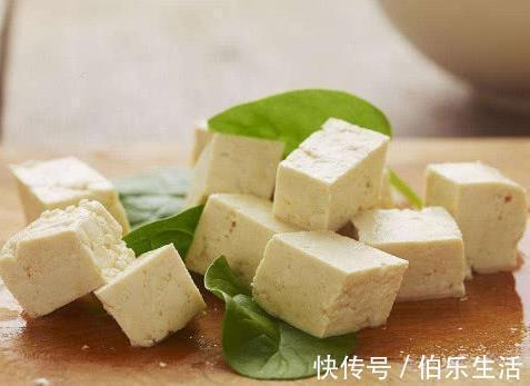 雌激素|女人不要太节俭!定期吃这四种食物有助于补充雌激素,防止更年期