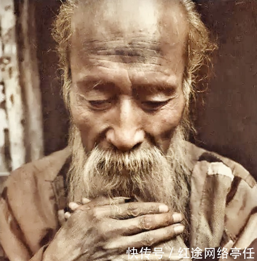 老照片:还原民国时期道士形象,颇有仙风道骨